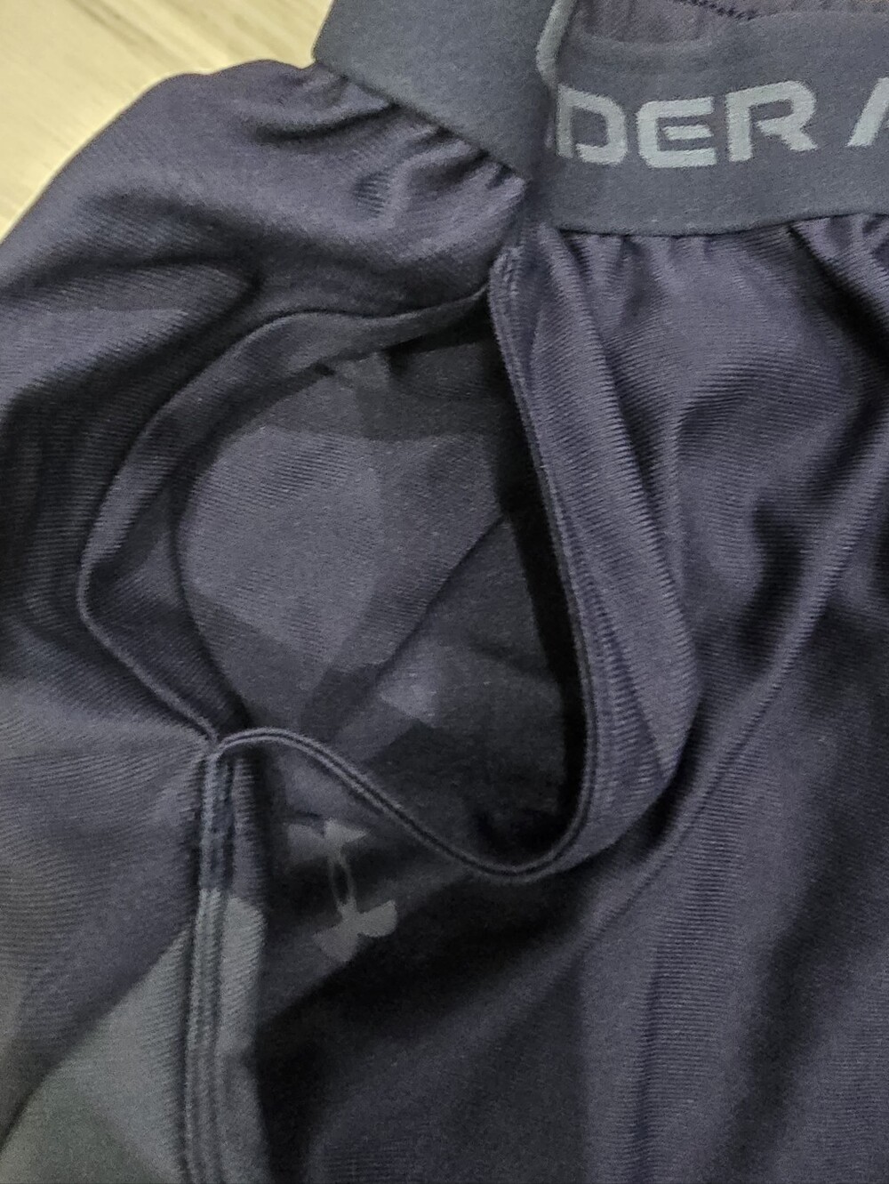 Under Armour Women's Navy Athletic Running Shorts Pockets Size L - Picture 2 of 5